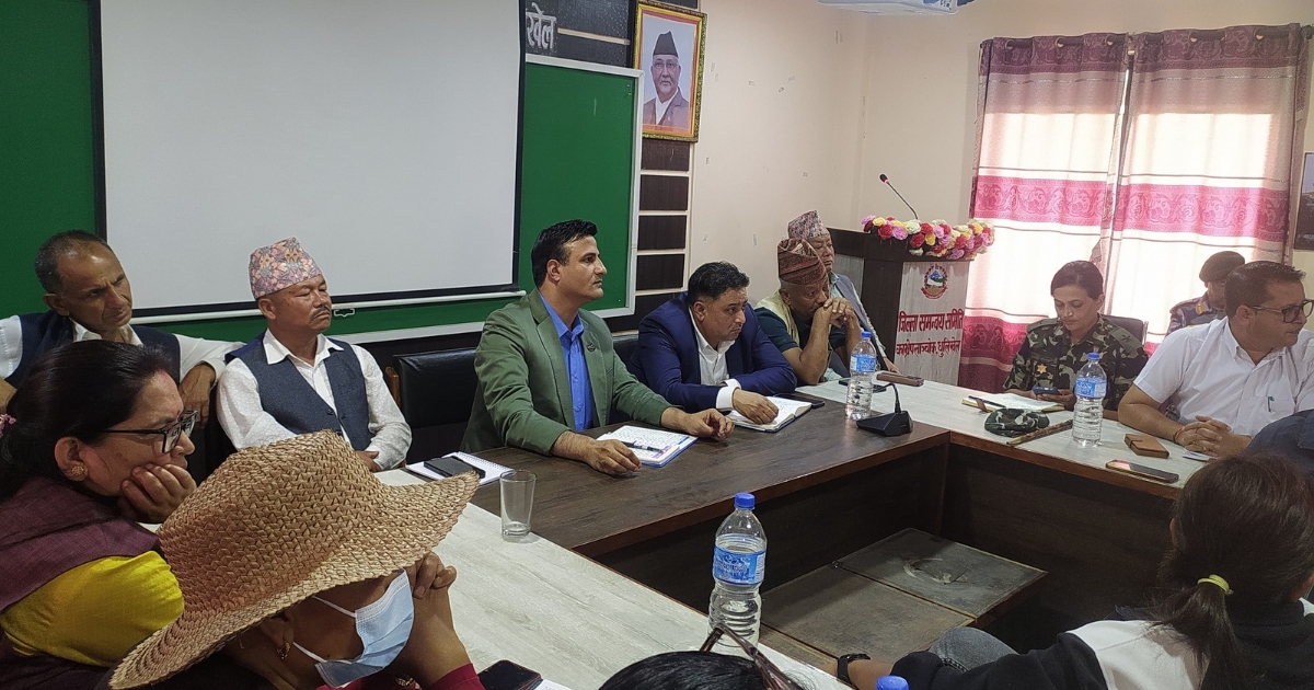 काभ्रेमा स्वास्थ्य बीमा सेवा बिचलित : प्राथमिक सेवा केन्द्रमार्फत सेवा प्रभावकारी बनाउन सरोकारवालासँग छलफल