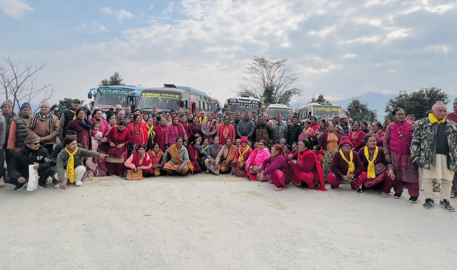 सामाजिक उत्तरदायित्वमा बुडोल सामुदायिक साकोस: २७५ जेष्ठ सदस्यलाई तीर्थाटन