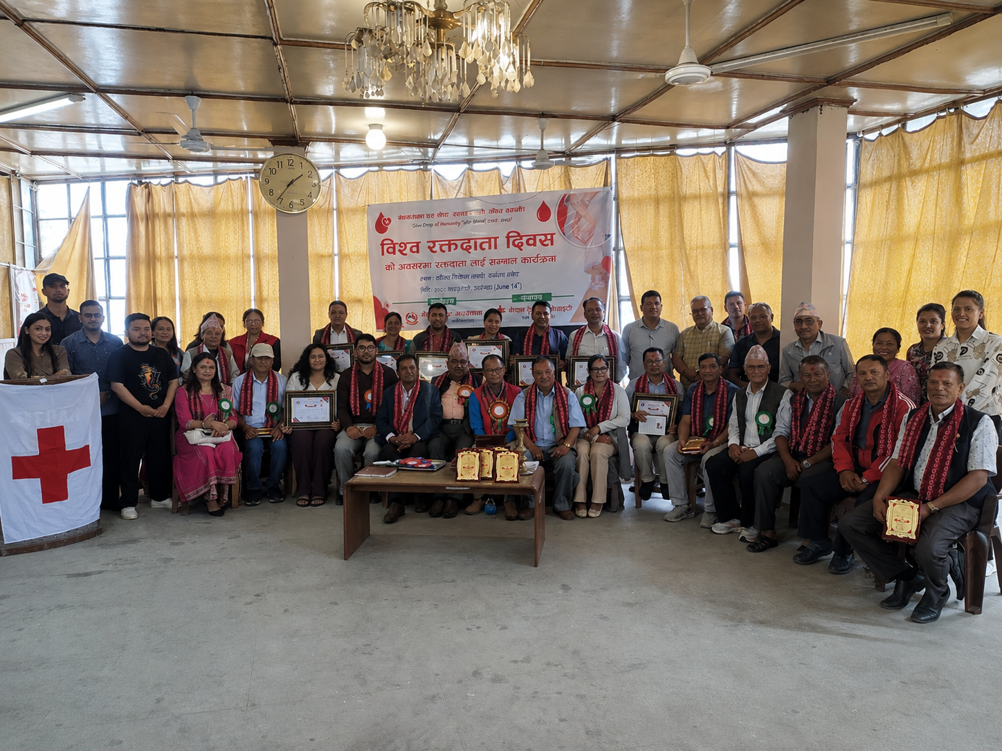 काभ्रेमा विश्व रक्तदाता दिवस मनाइयो, रक्तदाताहरू सम्मानित