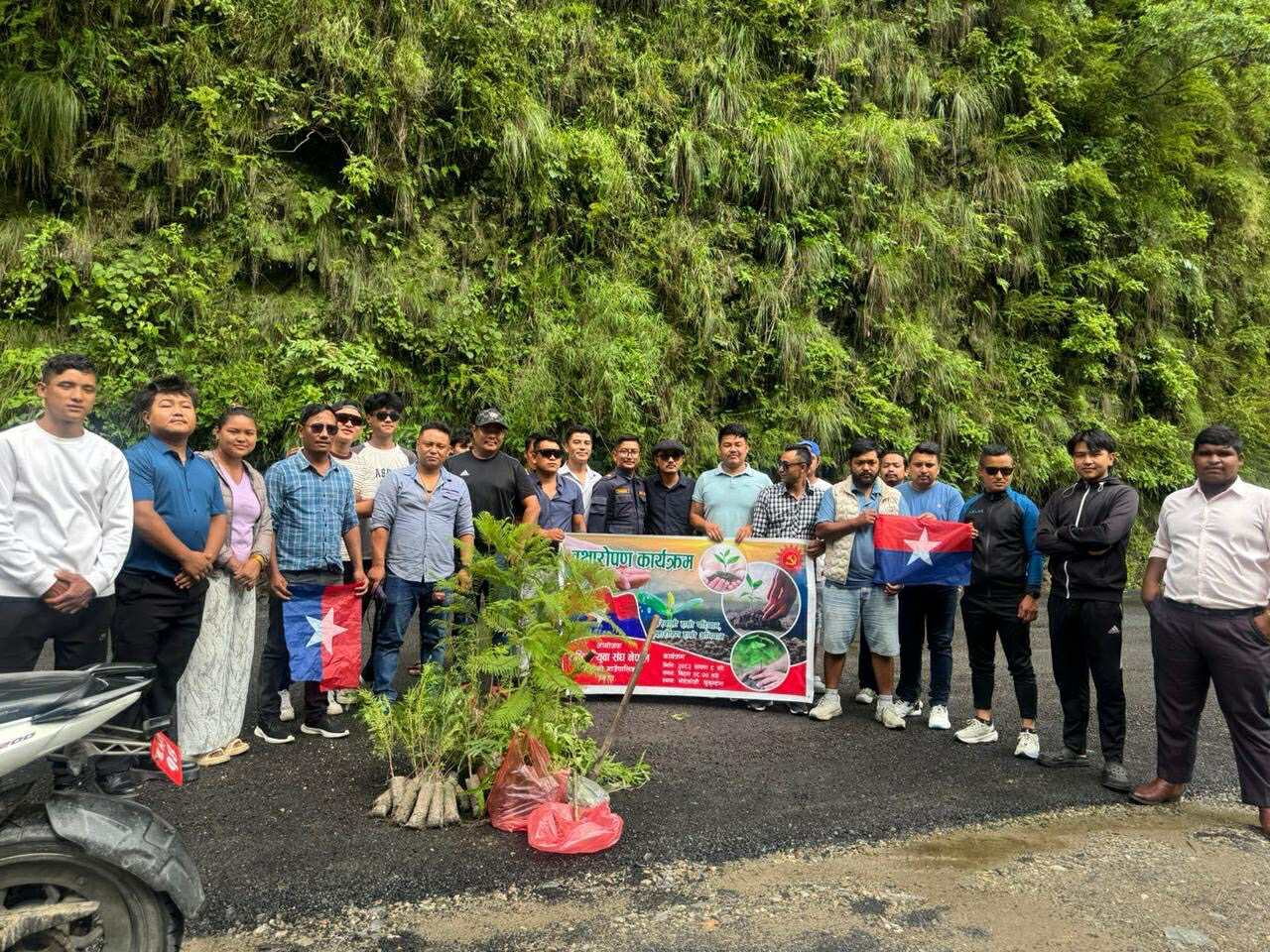 भोटेकोशीमा युवाहरूको सक्रियता: वृक्षारोपण र बैठक सम्पन्न